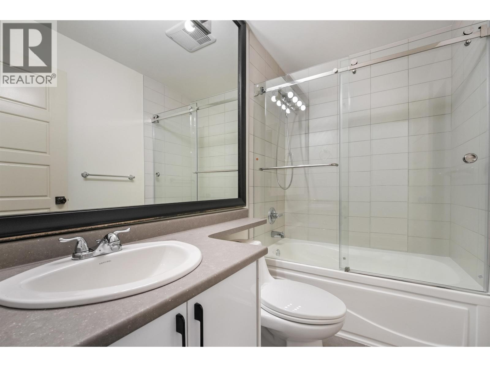 5454 Slocan St Street, Vancouver, British Columbia  V5R 2B1 - Photo 31 - R3153283