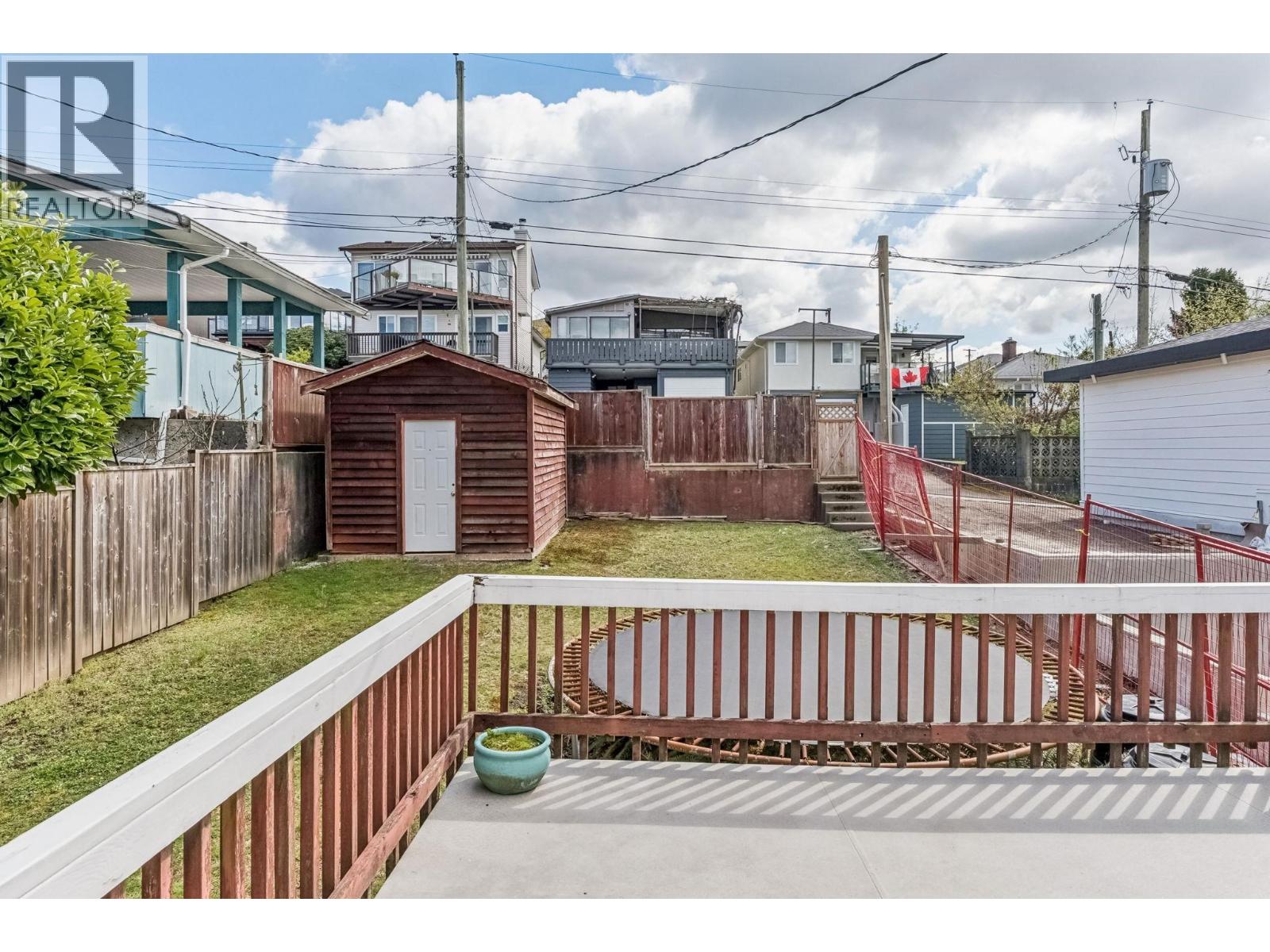 16 N Hythe Avenue, Burnaby, British Columbia V5B 1G4 - Photo 31 - R3153287
