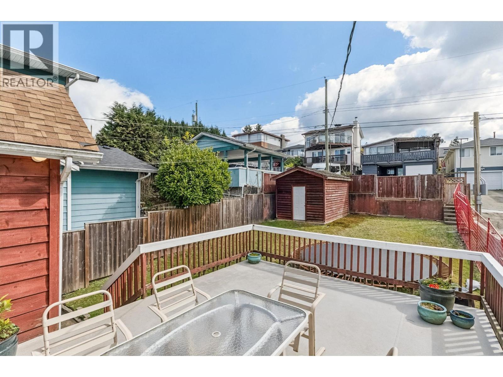 16 N Hythe Avenue, Burnaby, British Columbia V5B 1G4 - Photo 32 - R3153287