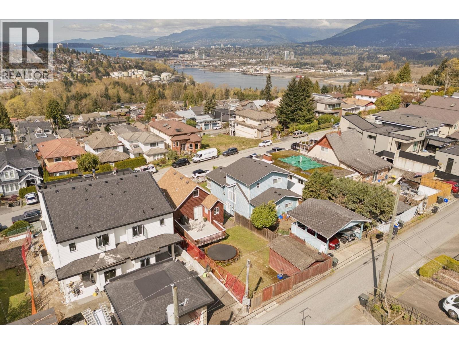 16 N Hythe Avenue, Burnaby, British Columbia V5B 1G4 - Photo 34 - R3153287