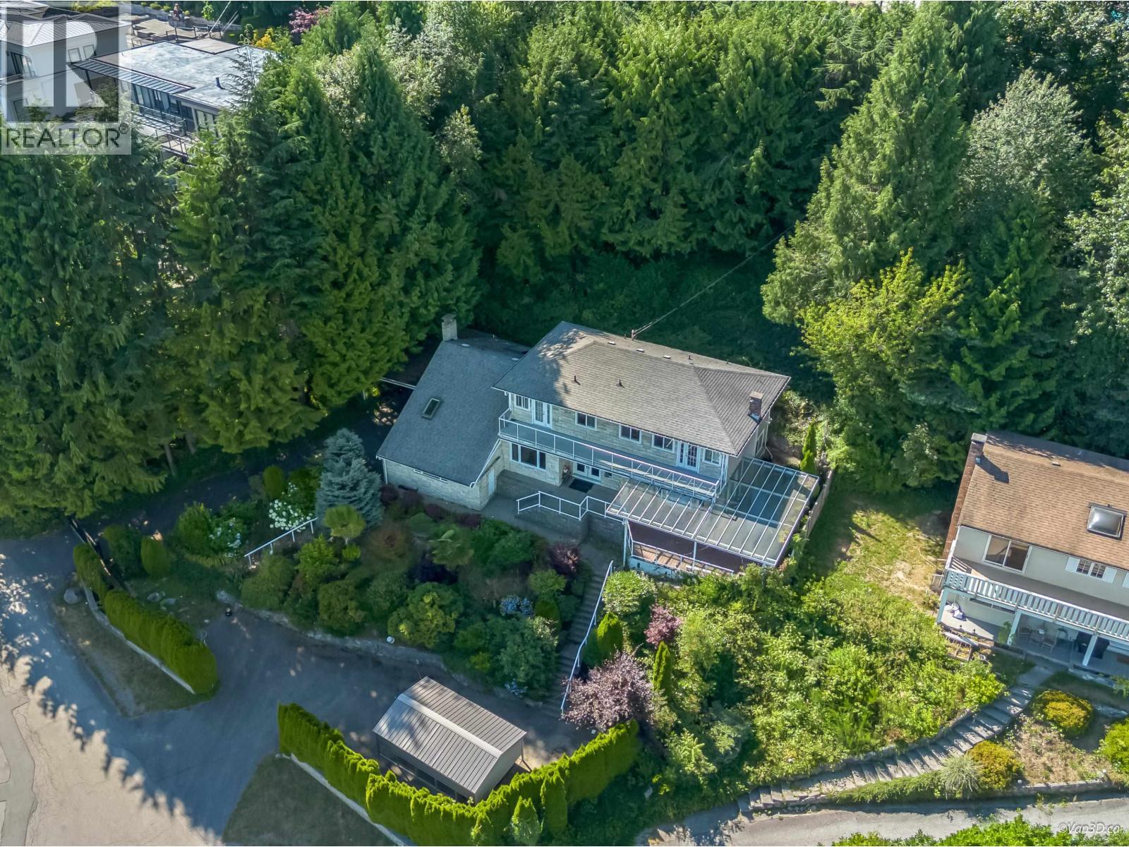 661 Andover Crescent, West Vancouver, British Columbia  V7S 1Y4 - Photo 2 - R3153290