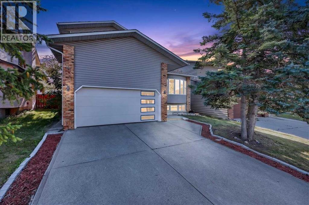55 Whitehaven Crescent NE, Calgary, Alberta