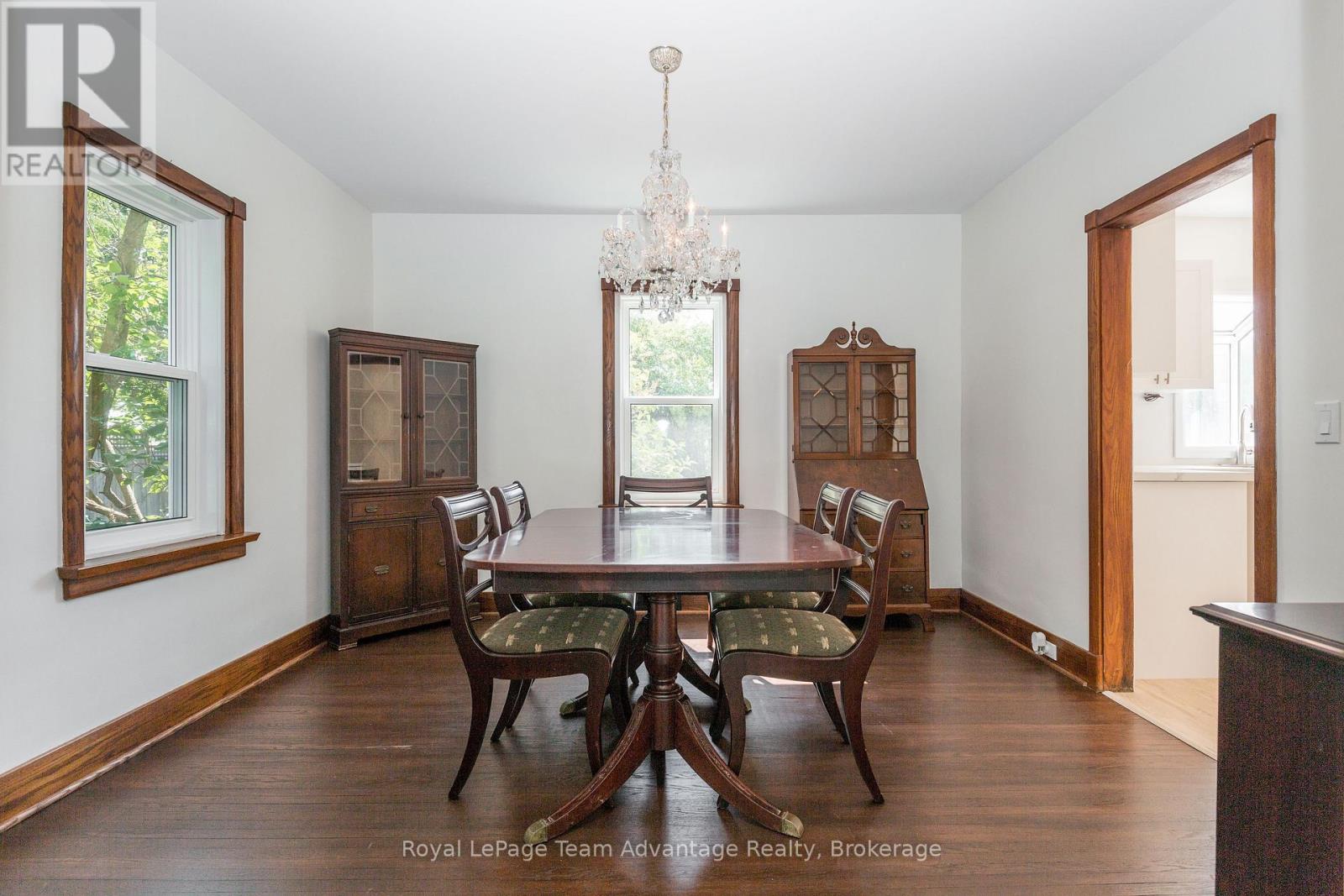 9 Houden Street, Springwater (Elmvale), Ontario  L0L 1P0 - Photo 7 - S13645336