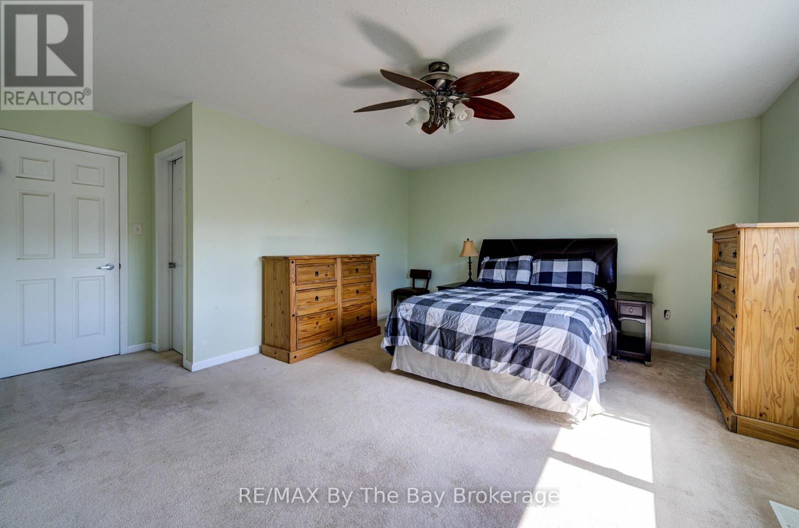 88 Wesley Avenue, Wasaga Beach, Ontario  L9Z 0B9 - Photo 21 - S13645384