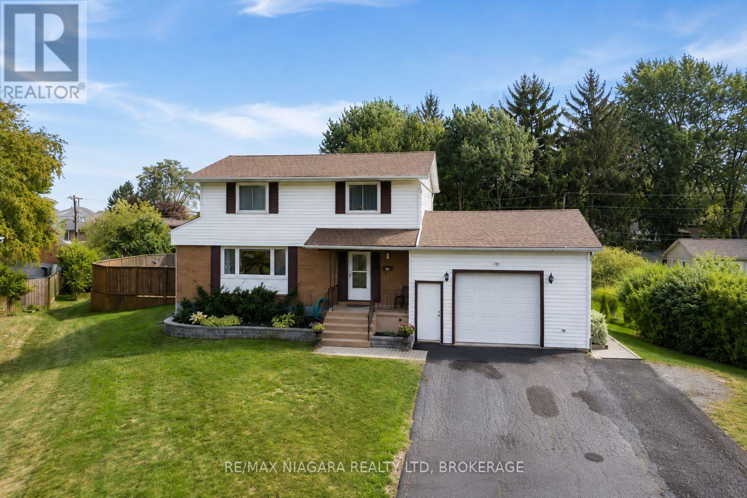 28 Thorncrest Road, Port Colborne, Ontario  L3K 5C6 - Photo 2 - X13625454