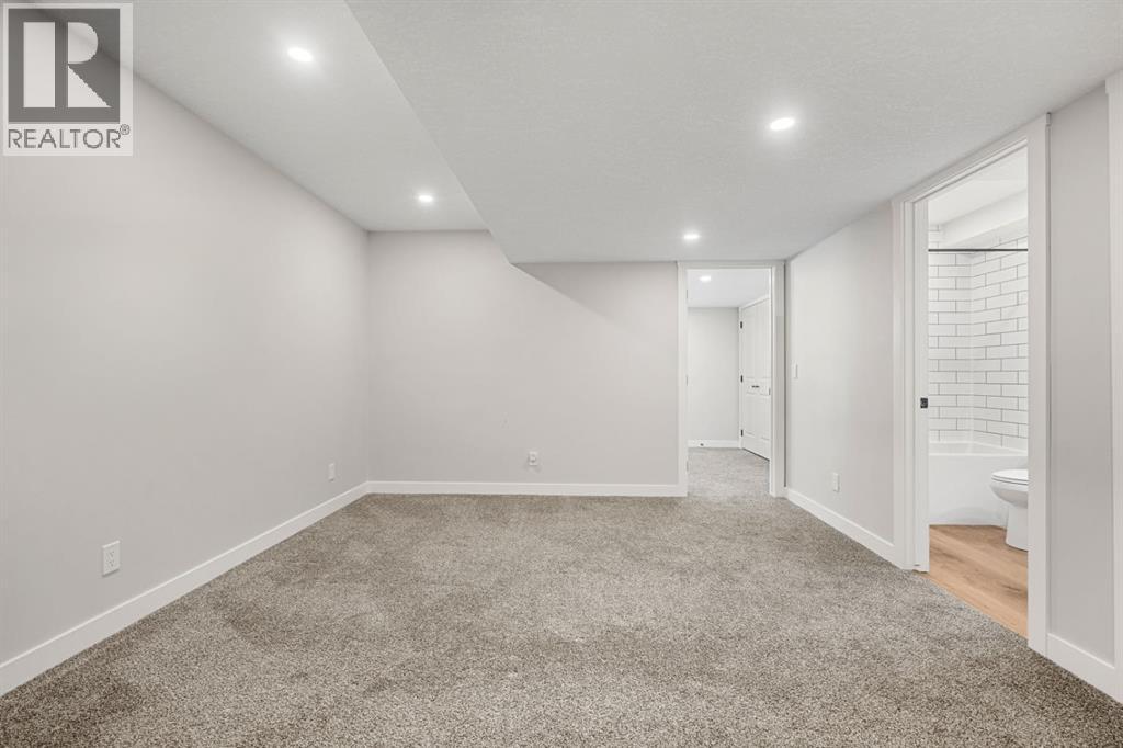 102 Midgrove  SW, Airdrie, Alberta  T4B 5K7 - Photo 33 - A2335008