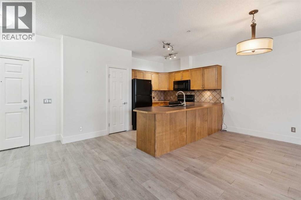 106, 3650 Marda Link SW, Calgary, Alberta  T2T 6G9 - Photo 11 - A2301155