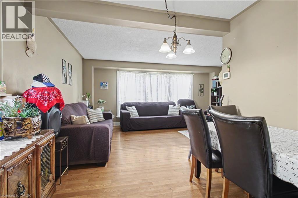 17 Hallmark Street, Brantford, Ontario  N3P 1A6 - Photo 10 - 40836422