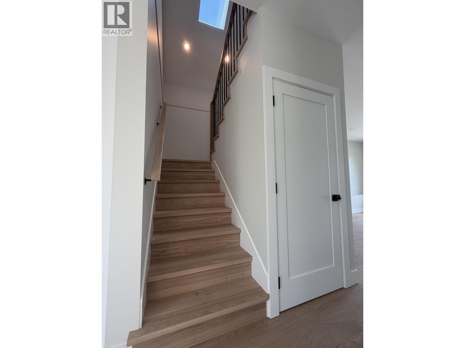 3768 Fleming Street, Vancouver, British Columbia  V5N 3W2 - Photo 26 - R3119872