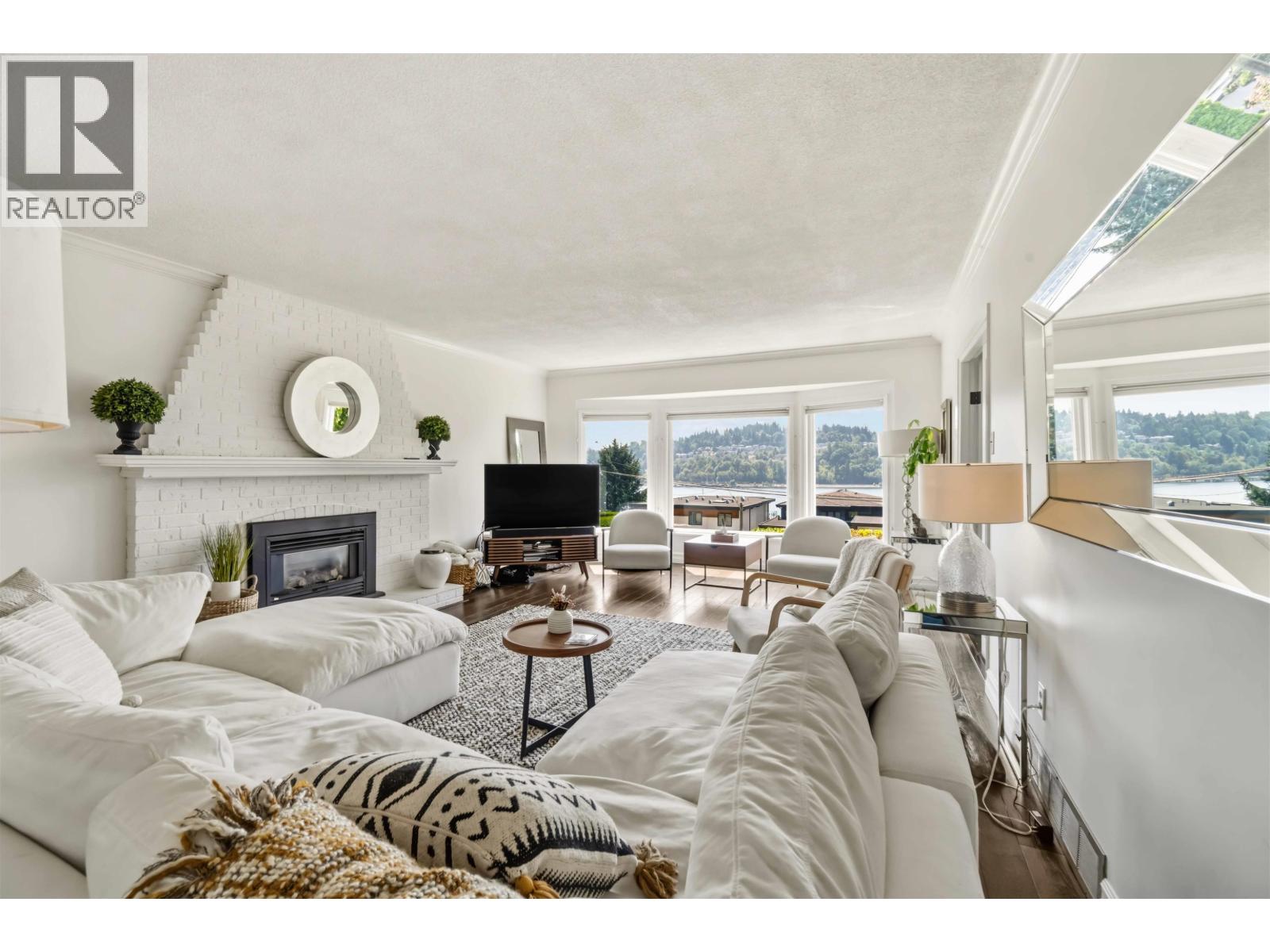 1237 Ioco Road, Port Moody, British Columbia V3H 2W9 - Photo 6 - R3152780