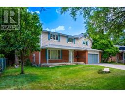 39 SUNNYWOOD CRESCENT, Richmond Hill, Ontario