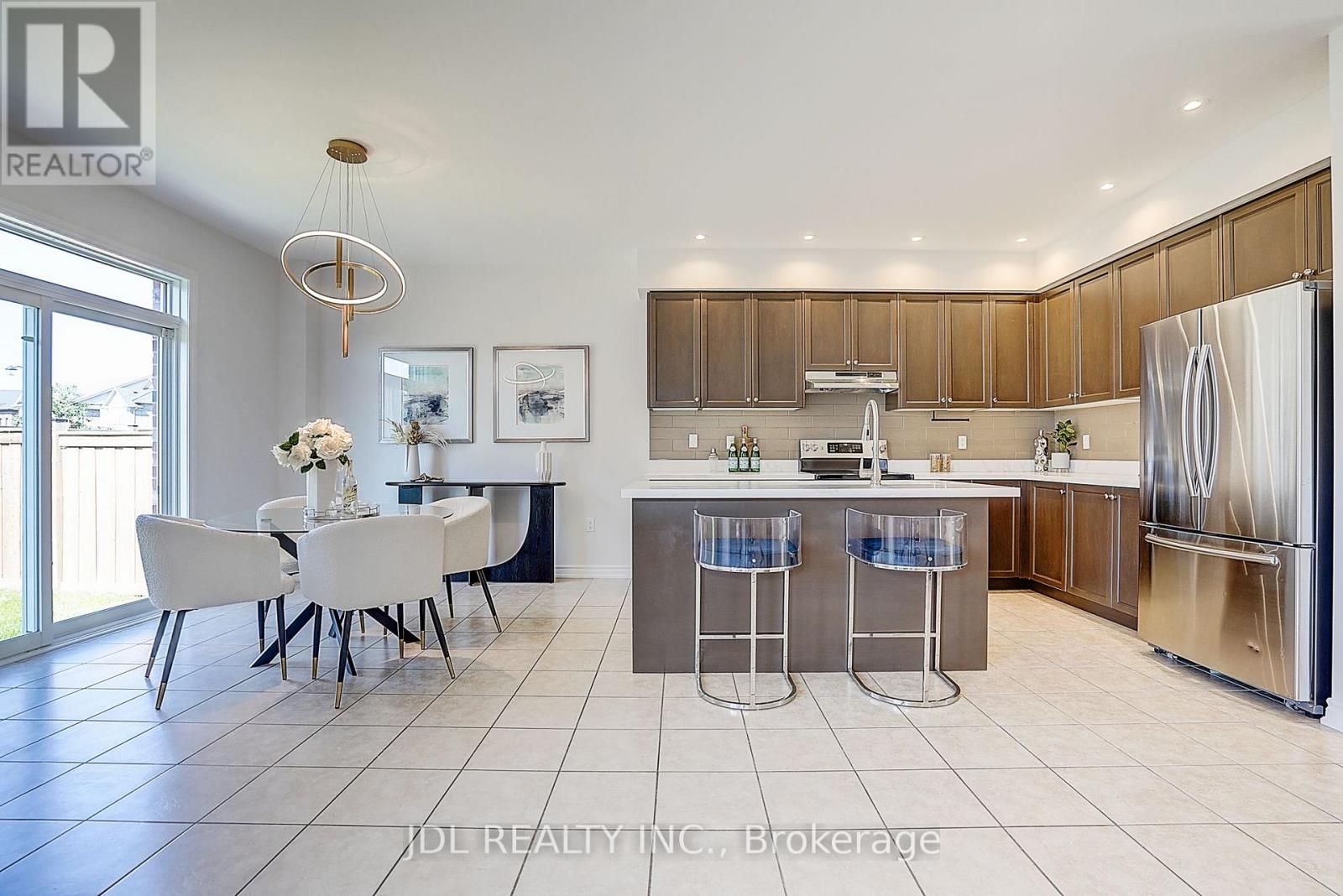 376 Miller Park Avenue, Bradford West Gwillimbury (Bradford), Ontario L3Z 3J2 - Photo 18 - N13645372
