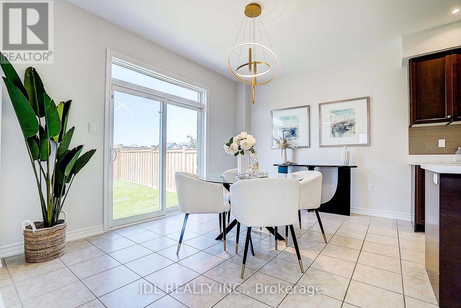 376 Miller Park Avenue, Bradford West Gwillimbury (Bradford), Ontario L3Z 3J2 - Photo 19 - N13645372