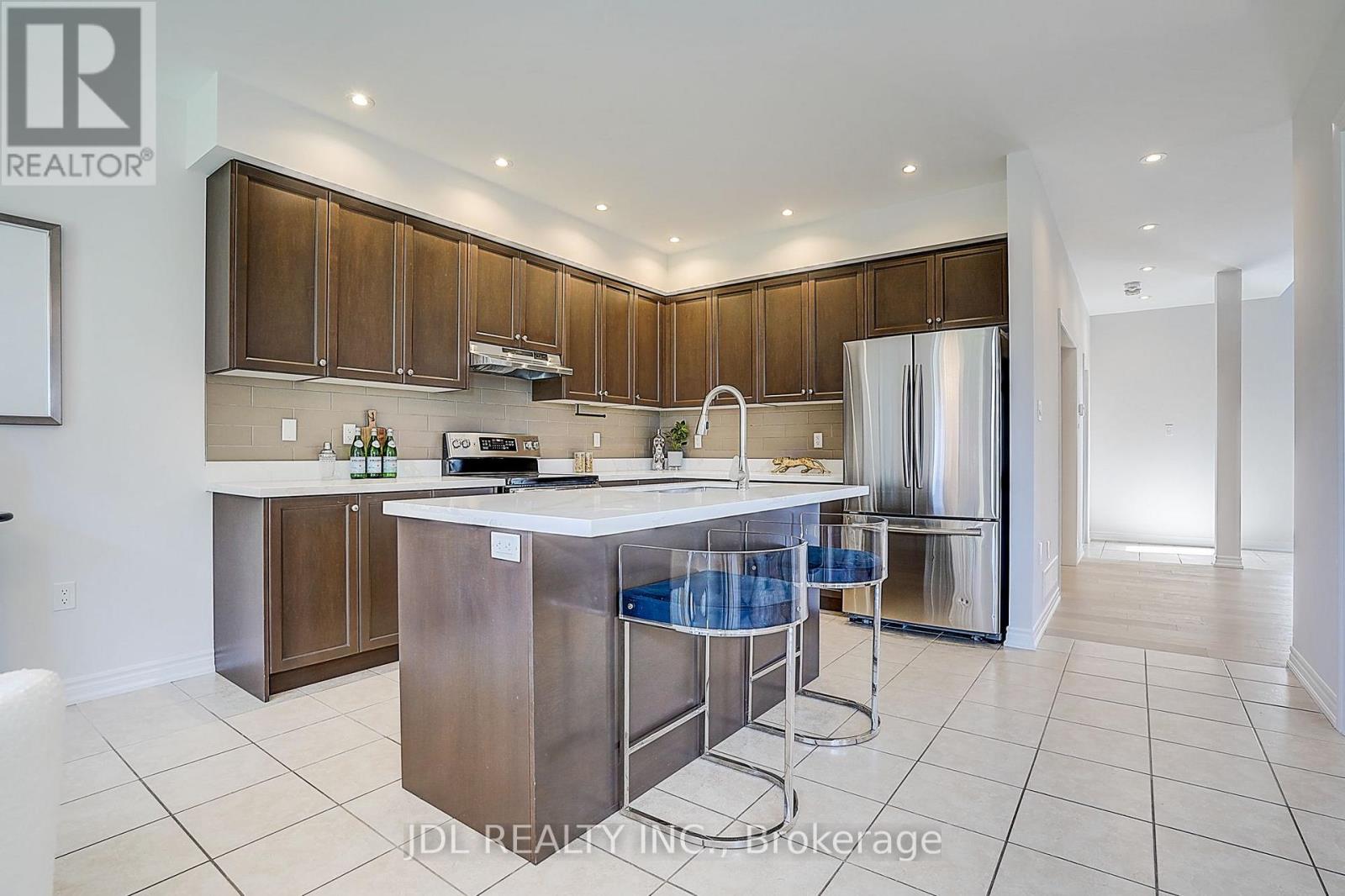 376 Miller Park Avenue, Bradford West Gwillimbury (Bradford), Ontario L3Z 3J2 - Photo 21 - N13645372
