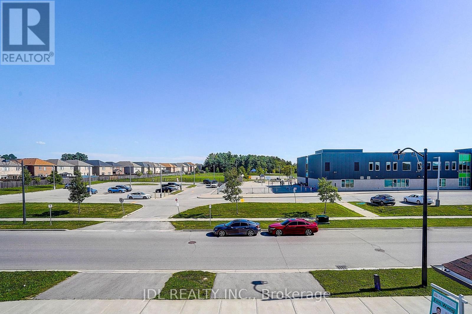 376 Miller Park Avenue, Bradford West Gwillimbury (Bradford), Ontario L3Z 3J2 - Photo 50 - N13645372
