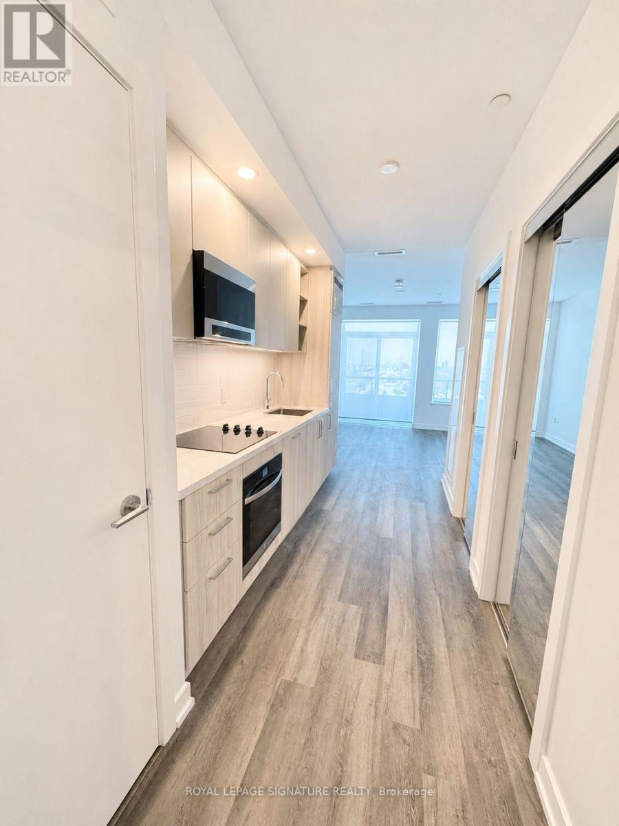 407 - 5 Meadowdale Road, Vaughan (Vaughan Corporate Centre), Ontario  L4K 0C7 - Photo 5 - N13645394