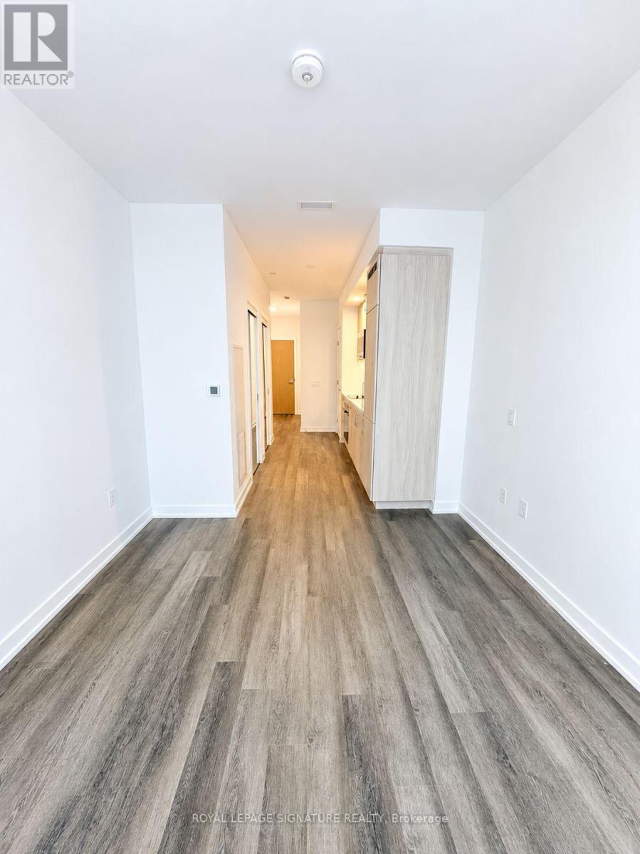 407 - 5 Meadowdale Road, Vaughan (Vaughan Corporate Centre), Ontario  L4K 0C7 - Photo 6 - N13645394