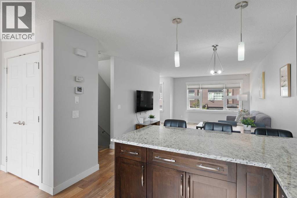 230 Covecreek Circle NE, Calgary, Alberta  T3K 0W6 - Photo 5 - A2335242