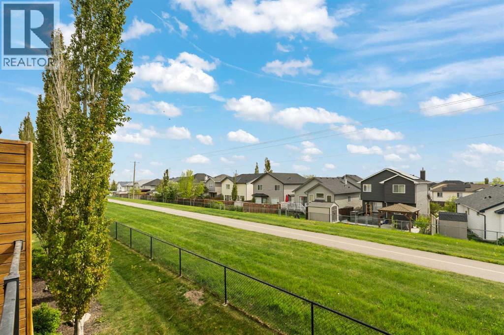 230 Covecreek Circle NE, Calgary, Alberta  T3K 0W6 - Photo 9 - A2335242