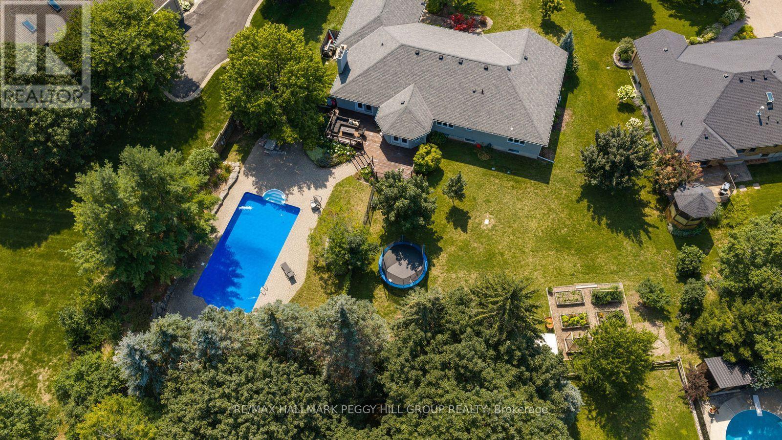29 Priest Avenue, Springwater, Ontario  L9X 0G9 - Photo 2 - S13645324