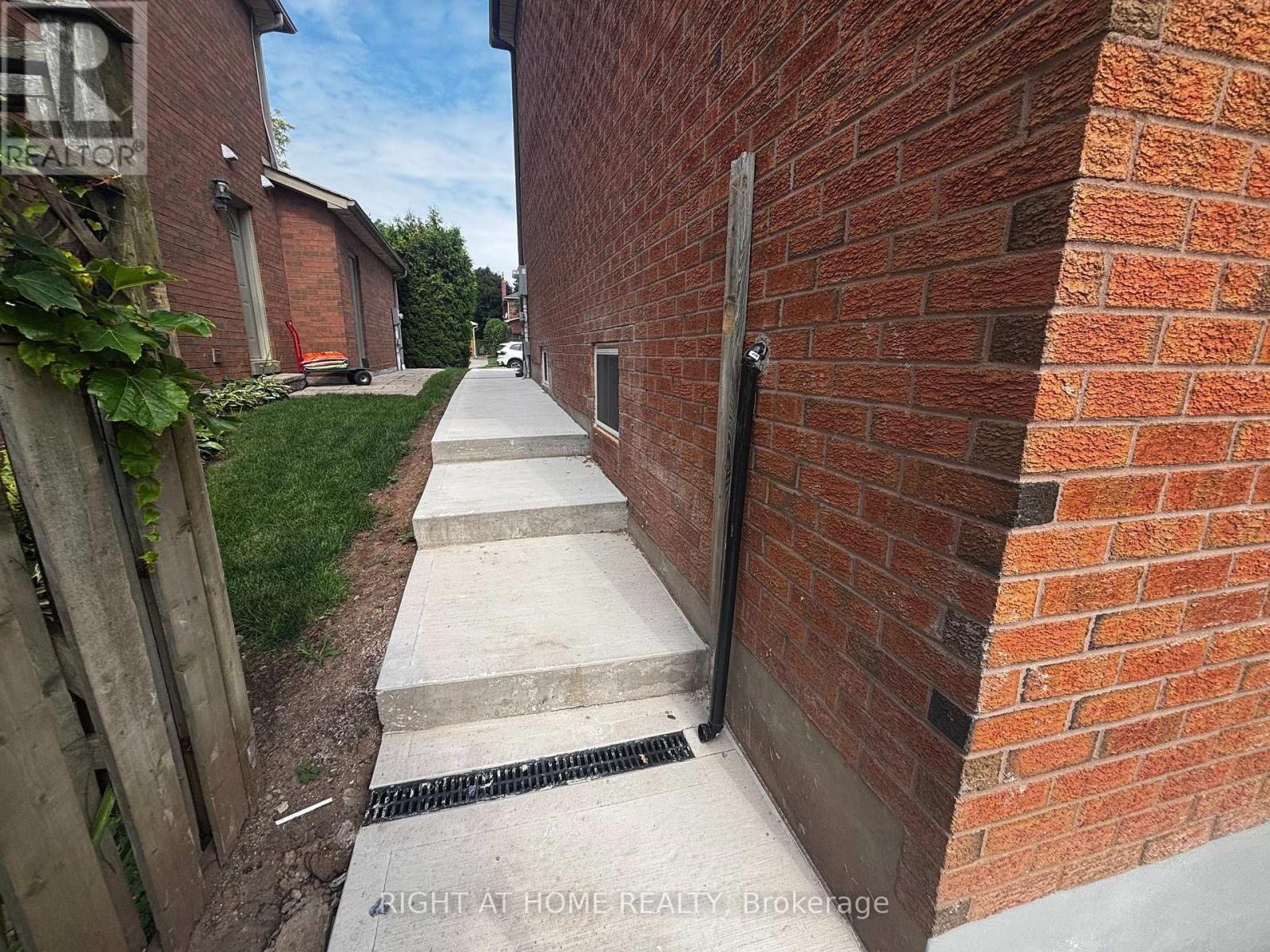 Basement - 1220 Grandview Drive, Oakville, Ontario L6H 4Z1 - Photo 15 - W13645300