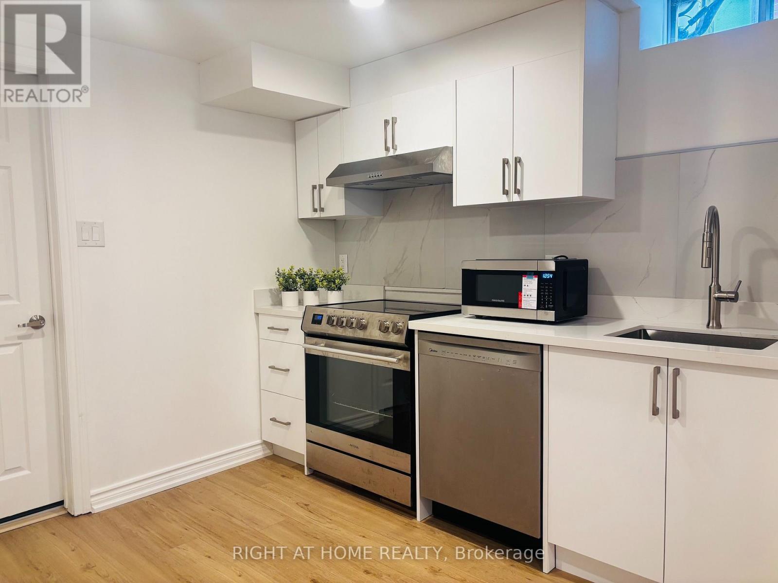 Basement - 1220 Grandview Drive, Oakville, Ontario L6H 4Z1 - Photo 7 - W13645300
