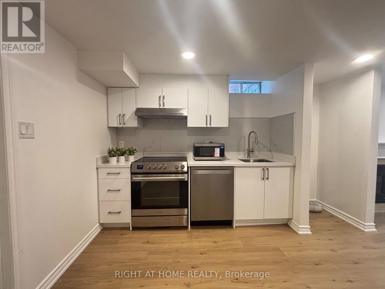 Basement - 1220 Grandview Drive, Oakville, Ontario L6H 4Z1 - Photo 8 - W13645300