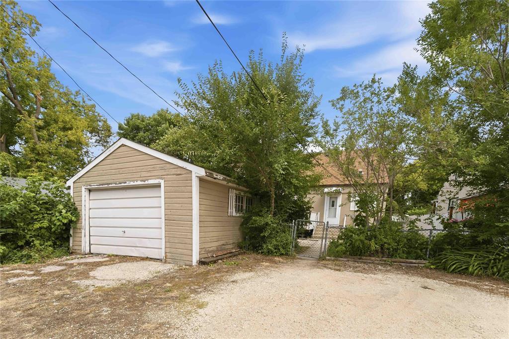 770 Union Avenue E, Winnipeg, Manitoba  R2L 1A6 - Photo 26 - 202619320