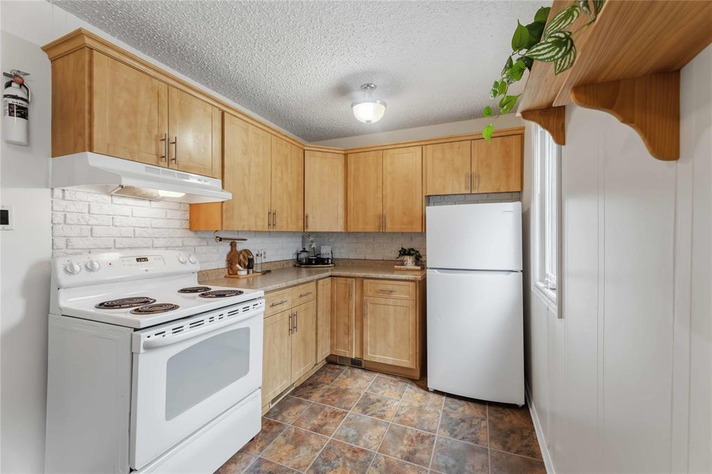 770 Union Avenue E, Winnipeg, Manitoba  R2L 1A6 - Photo 7 - 202619320