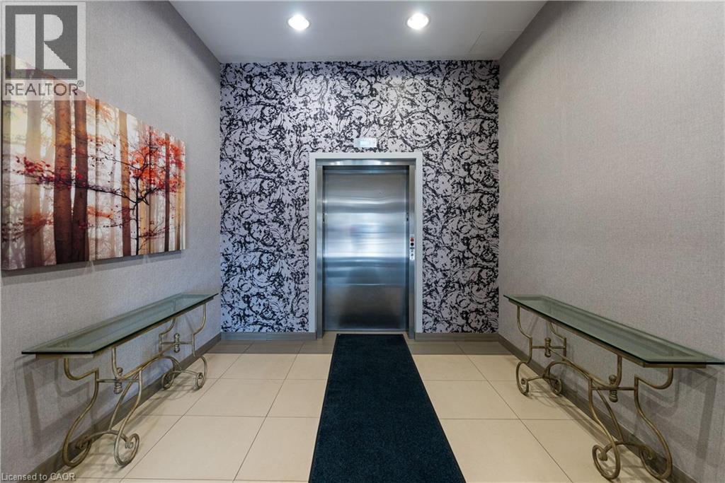 427 Aberdeen Avenue Unit# 102, Hamilton, Ontario  L8P 2S4 - Photo 3 - 40849392