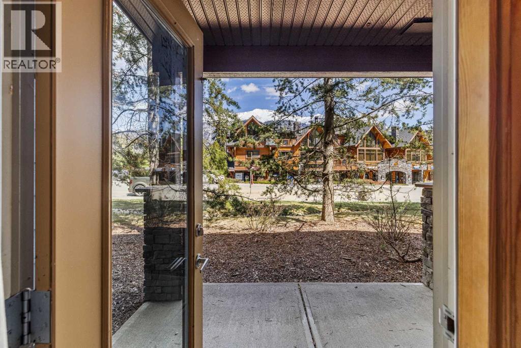 1003, 70 Dyrgas Gate, Canmore, Alberta  T1W 3J6 - Photo 33 - A2313920