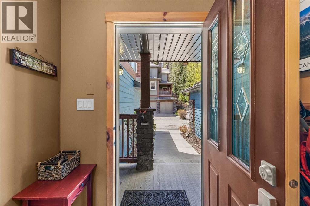 1003, 70 Dyrgas Gate, Canmore, Alberta  T1W 3J6 - Photo 6 - A2313920