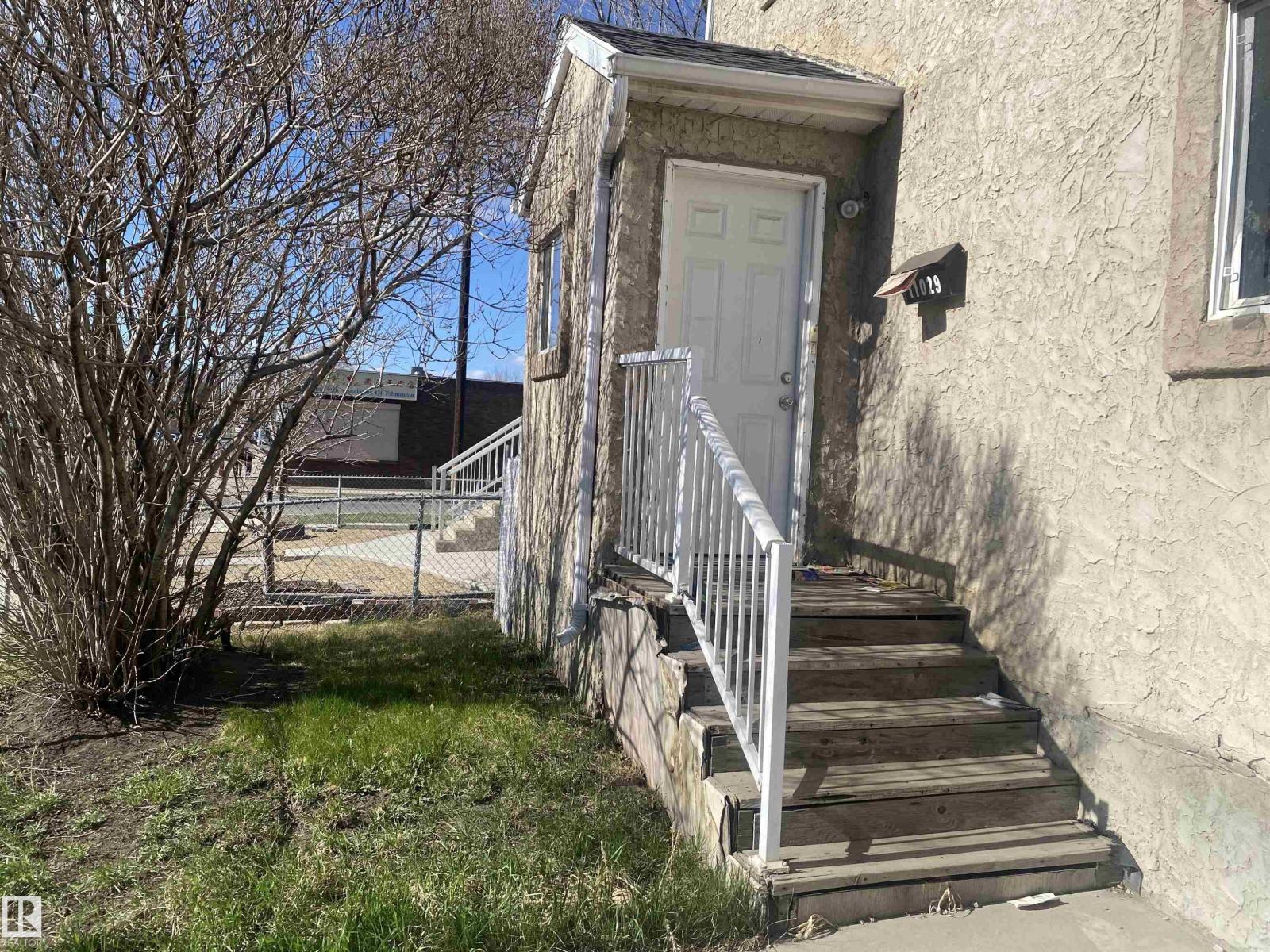 11029 95 St Nw, Edmonton, Alberta  T5H 2E9 - Photo 2 - E4502380