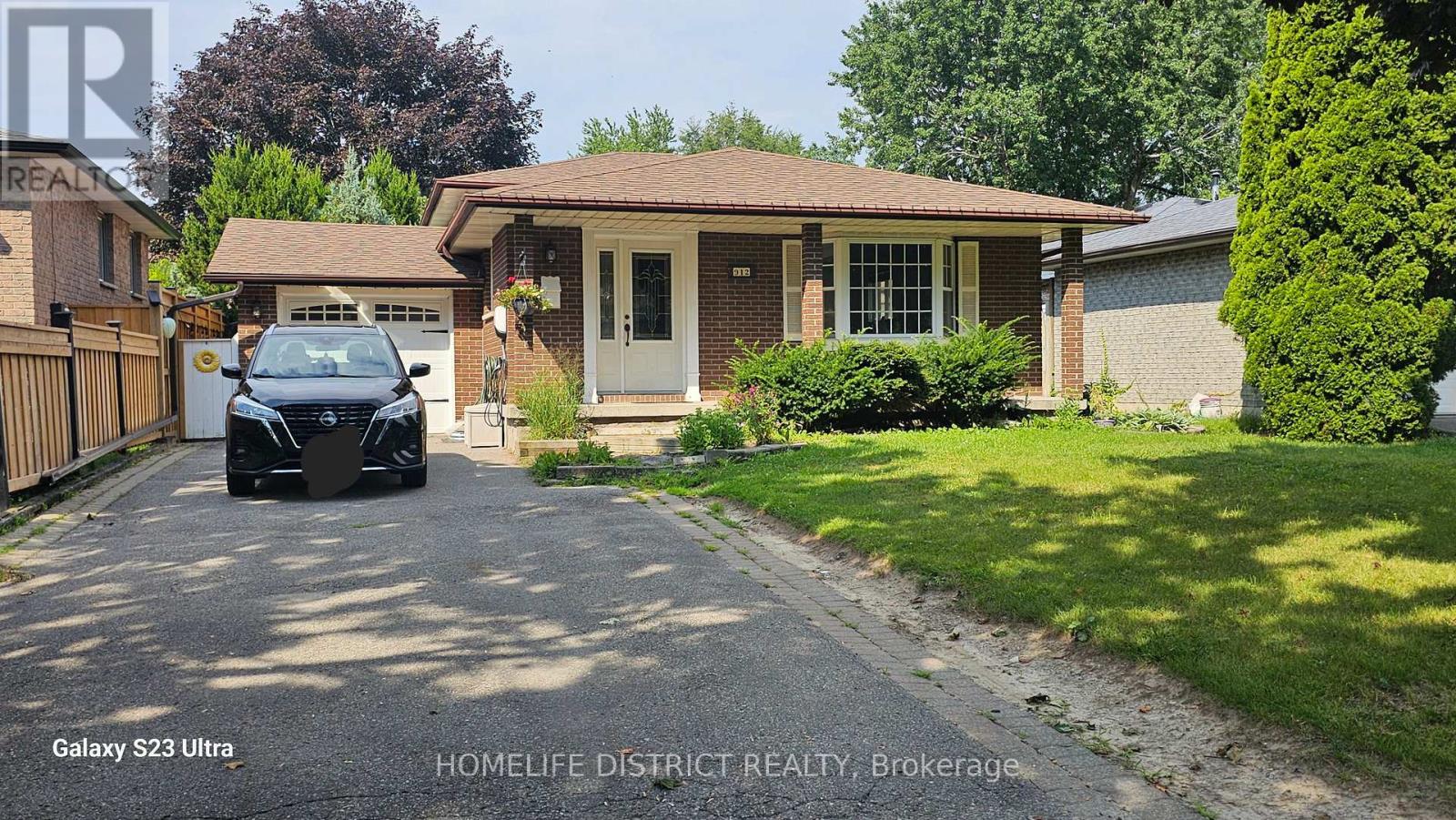 912 EXETER STREET, Oshawa, Ontario
