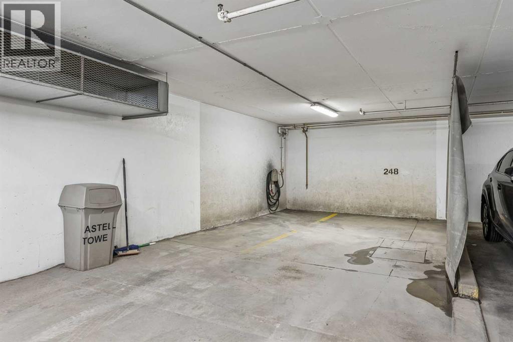 1702, 530 12 Avenue SW, Calgary, Alberta  T2R 0B1 - Photo 49 - A2333271