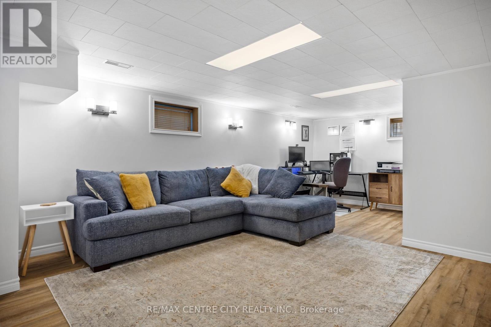 21 Spruce Street, St. Thomas, Ontario  N5R 1N4 - Photo 15 - X13645472