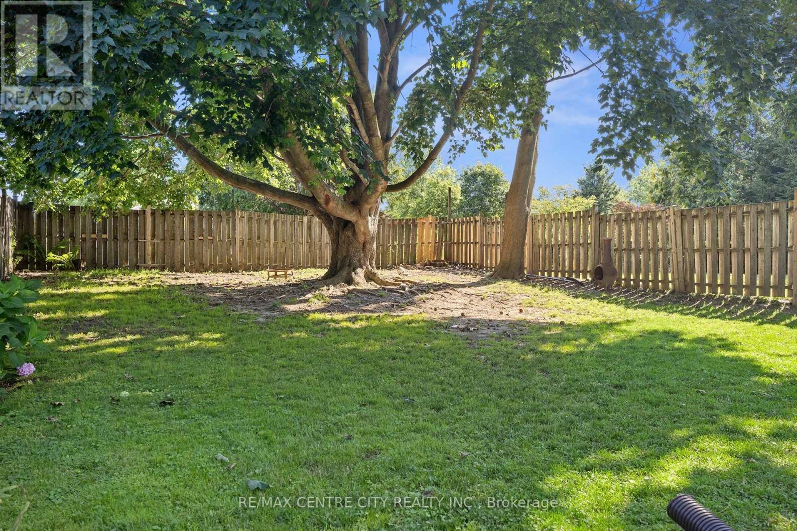 21 Spruce Street, St. Thomas, Ontario  N5R 1N4 - Photo 24 - X13645472