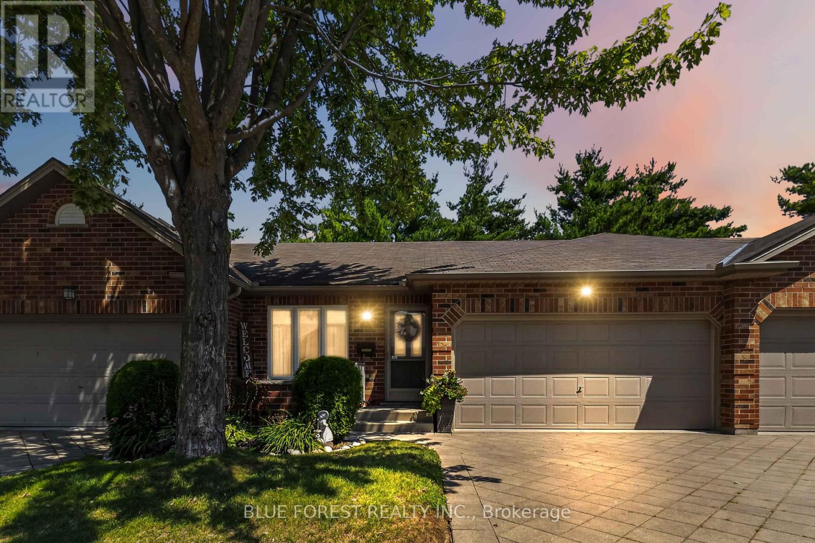 38 - 43 CAPULET WALK, London North, Ontario