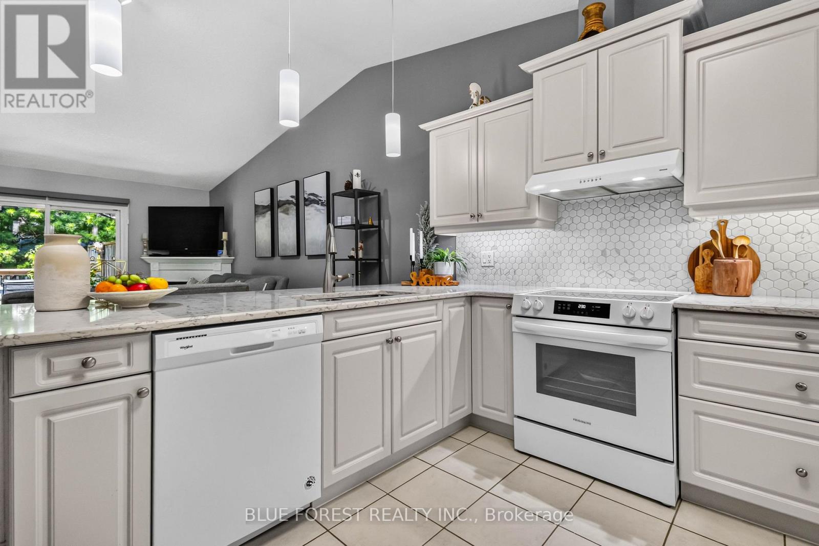 38 - 43 Capulet Walk, London North, Ontario  N6H 5V4 - Photo 10 - X13645812