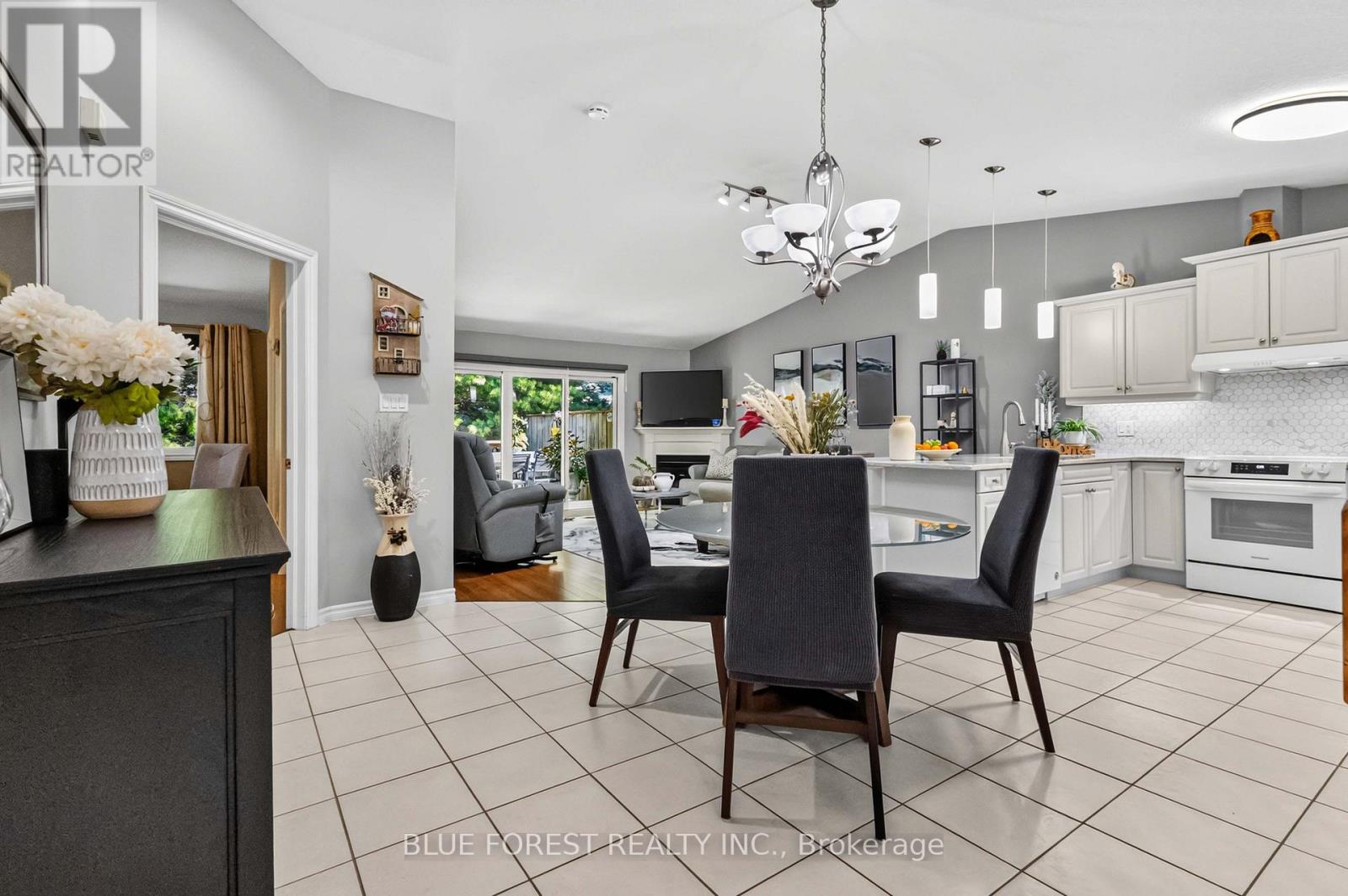 38 - 43 Capulet Walk, London North, Ontario  N6H 5V4 - Photo 7 - X13645812