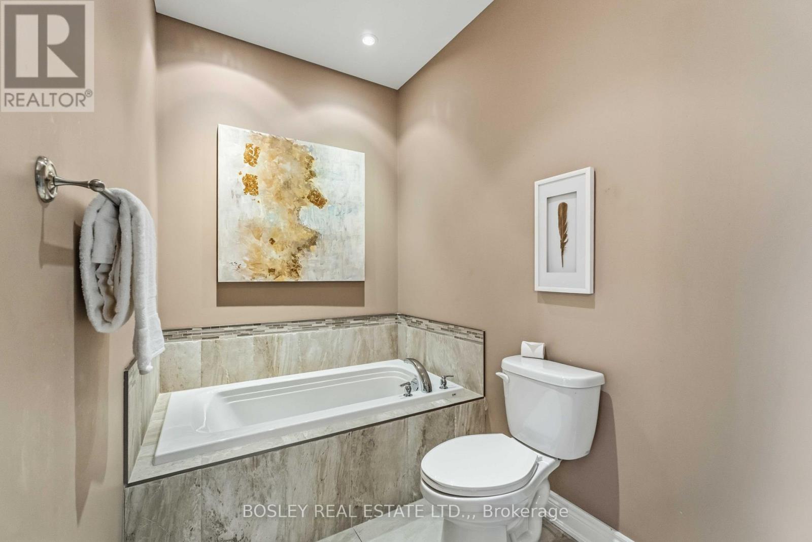 13 Emerald Common, St. Catharines, Ontario L2M 0A7 - Photo 18 - X13645480