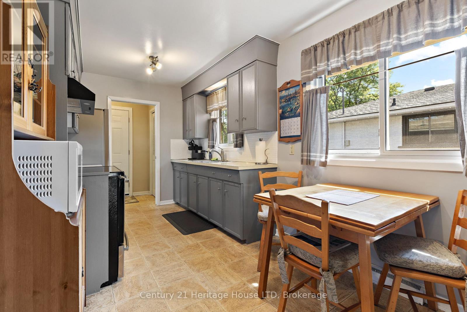 20 Cypress Street, St. Catharines, Ontario  L2N 4L9 - Photo 7 - X13645486