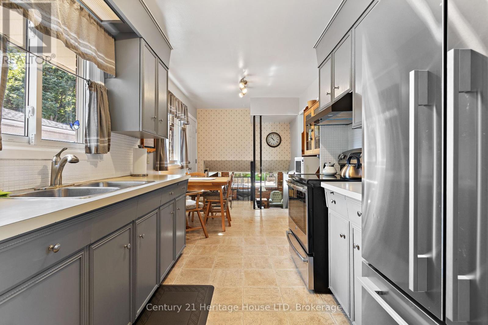 20 Cypress Street, St. Catharines, Ontario  L2N 4L9 - Photo 8 - X13645486
