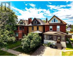 637 Catherine St., Thunder Bay, Ontario