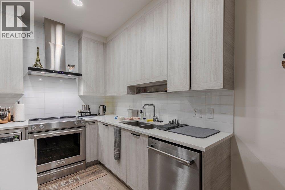 105 7133 14th Avenue, Burnaby, British Columbia V3N 0H5 - Photo 17 - R3153072