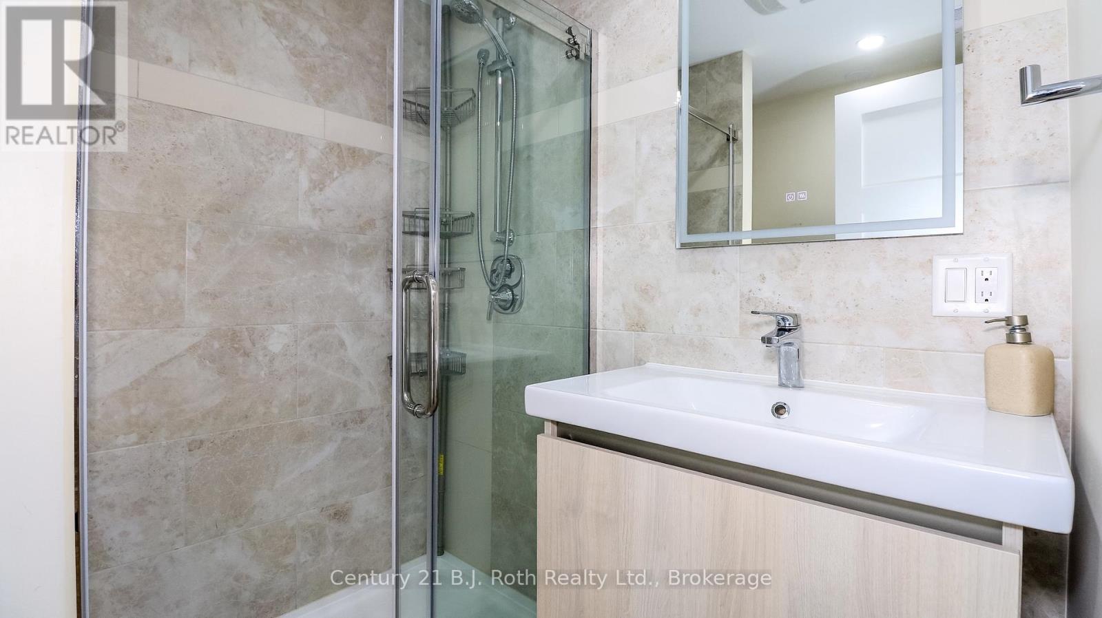 156 The Westway, Toronto, Ontario  M9P 2C1 - Photo 20 - W13455106