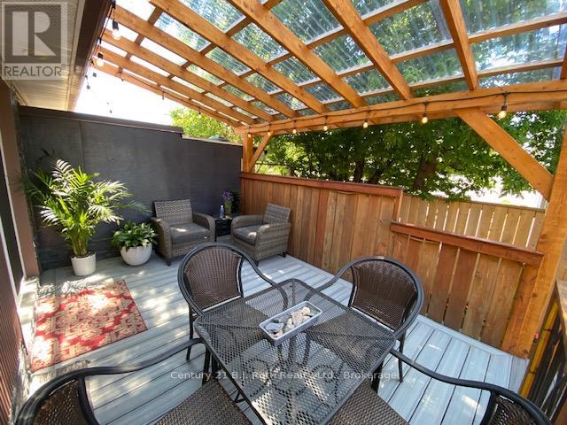 156 The Westway, Toronto, Ontario  M9P 2C1 - Photo 5 - W13455106