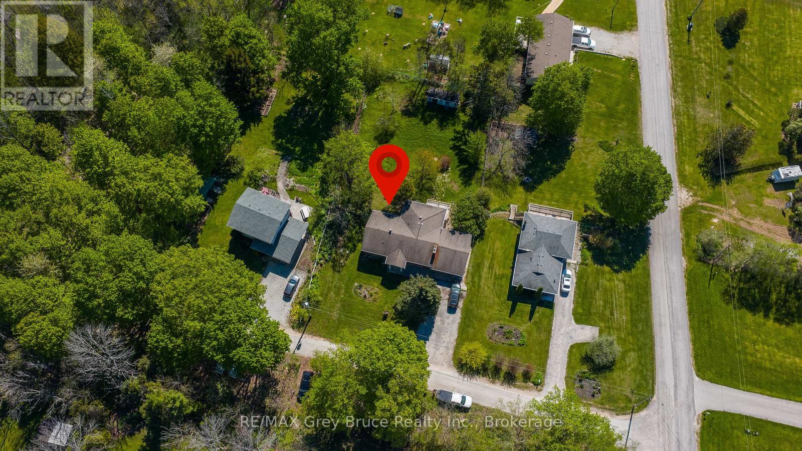 105 Maple Grove Lane, Georgian Bluffs, Ontario  N4K 0G2 - Photo 5 - X13164856