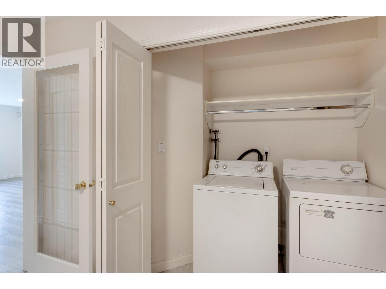 8468 Osler Street, Vancouver, British Columbia  V6P 4E4 - Photo 11 - R3152911