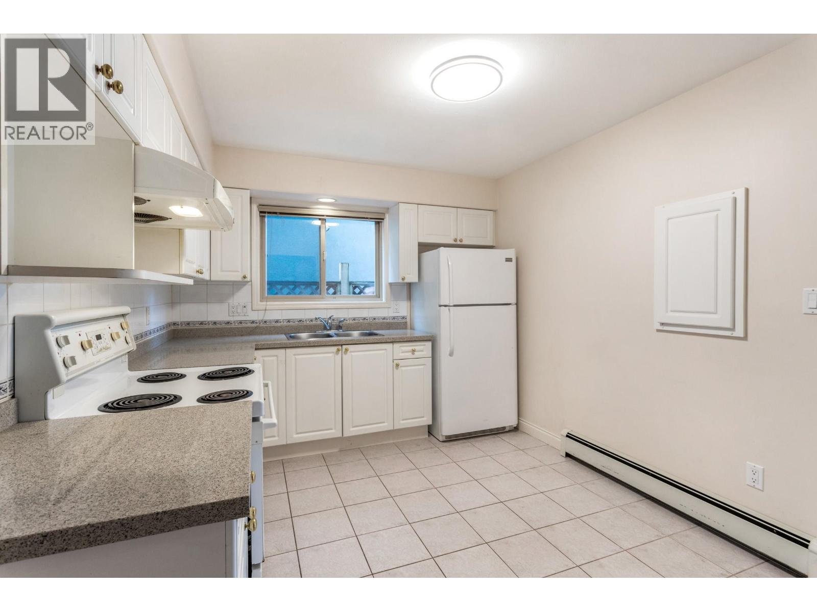8468 Osler Street, Vancouver, British Columbia  V6P 4E4 - Photo 10 - R3152911